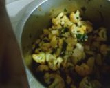 A picture of step 3 of Aloo gobhi ki sabji.