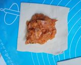 Foto langkah ke 6 dari resep Tuna Puff Pastry.