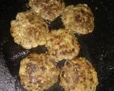 A picture of step 3 of Kachay qeemay k kabab.