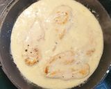 A picture of step 4 of Chicken Breast with Green Peppercorn Sauce.