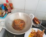 Foto langkah ke 6 dari resep Ayam Goreng Siram Sambal Matah-Level Pedas Sedang.