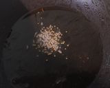 A picture of step 3 of Vermicelli Upma.