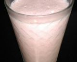 A picture of step 2 of Roohafza Lassi.