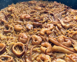 Foto del paso 9 de la receta: Fideuà con gambones y calamar