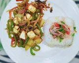 A picture of step 5 of Stir fry Mushroom paneer mix veggies 🍄🍄🍄.
