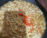 Foto langkah ke 3 dari resep Mie Ramen Kuah Curry.
