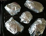 A picture of step 3 of Jacket Potatoes.
