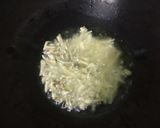 Foto langkah ke 2 dari resep Tumis labu siam,mi instan.