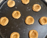 Foto del paso 4 de la receta: Pepas con dulce de leche