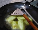 Foto langkah ke 1 dari resep Balado Terong Telur.