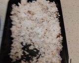 A picture of step 1 of Coconut chutney.