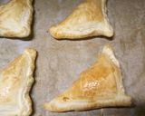 A picture of step 3 of Anchovy pastry puffs 🎄.