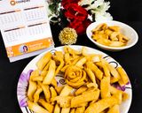 A picture of step 7 of Namakpare (Savory Fried Snack).