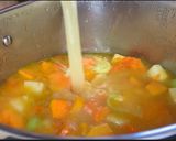 Foto del paso 2 de la receta: Crema de calabaza, langostinos y huevo mollet