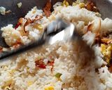 Foto langkah ke 5 dari resep Nasi goreng kampung.
