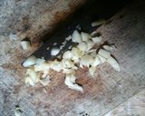 Foto langkah ke 2 dari resep Jamur Siung Kidang uyah bawang.