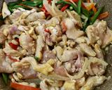 Foto langkah ke 4 dari resep Ayam Tumis Cabe.