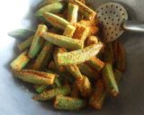 तिल मूंगफली की भरवा भिंडी (Til moongfali ki bharva bhindi recipe in Hindi) रेसिपी चरण 5 फोटो