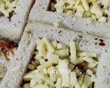 A picture of step 1 of Squizza (Square Bread Pizza).