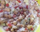 A picture of step 1 of Dahi Pholki.