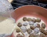 Φωτογραφία βήματος 4 της συνταγής Swedish Meatballs!