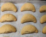 Gluténmentes gesztenyés hókifli recept fázis 3 fotója