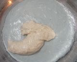 Foto langkah ke 2 dari resep Blue Spirulina Sourdough Bread.
