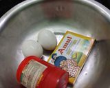 A picture of step 4 of Kutti idli with sambar and chutney for lunch box.