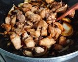 Foto langkah ke 5 dari resep Ayam Goreng Mentega.