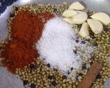 A picture of step 3 of Misal basket.