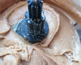 Foto del paso 3 de la receta: Tarta de caramelo y galletas