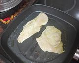 Foto del paso 3 de la receta: Pechuga adobada en mojo verde y a la plancha con puré de papas