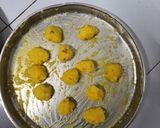 કેસર કોકોનટ લાડુ (Kesar Coconut Ladoo Recipe In Gujarati) રેસીપી સ્ટેપ2ફોટો