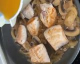 Foto del paso 4 de la receta: Solomillo de pavo 🦃 a la naranja con champiñones