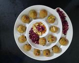 A picture of step 5 of Makhana ladoo.
