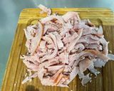 Une image de l'étape 7 de Salade de courgette, concombre, jambon blanc et feta.