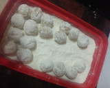 Foto del paso 4 de la receta: Albóndigas de sama, papas y langostinos con salsa