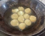 Foto langkah ke 7 dari resep Loukoumades - donut Greek.