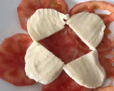 Foto del paso 3 de la receta: Carpaccio de tomate, con mozzarella de búfala