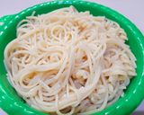 Foto langkah ke 3 dari resep Spicy Pasta Alfredo.