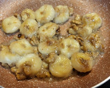 Foto del paso 4 de la receta: Plátano con nueces al caramelo