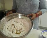 A picture of step 3 of Dhal Roti (Puri).