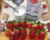 Foto del paso 1 de la receta: Fresas con leche