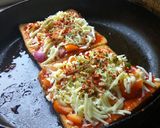 ब्रेड पिज़्जा (Bread pizza) रेसिपी चरण 1 फोटो
