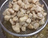 Foto langkah ke 2 dari resep Ayam Goreng Mentega Simple.