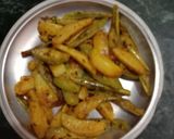 परवल और आलू की भुजिया (Parwal aur aloo ki bhujiya recipe in Hindi) रेसिपी चरण 4 फोटो
