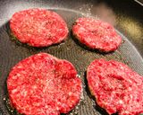 Dupla sajtburger (Mcdonalds style) recept fázis 3 fotója