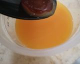 A picture of step 2 of Gummy Ice lolli.