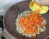 Foto langkah ke 1 dari resep 49. PASTEL GULUNG KARE AYAM.
