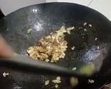 Foto langkah ke 5 dari resep Nasi Goreng.